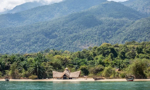 Mahale Mountains National Park Tour